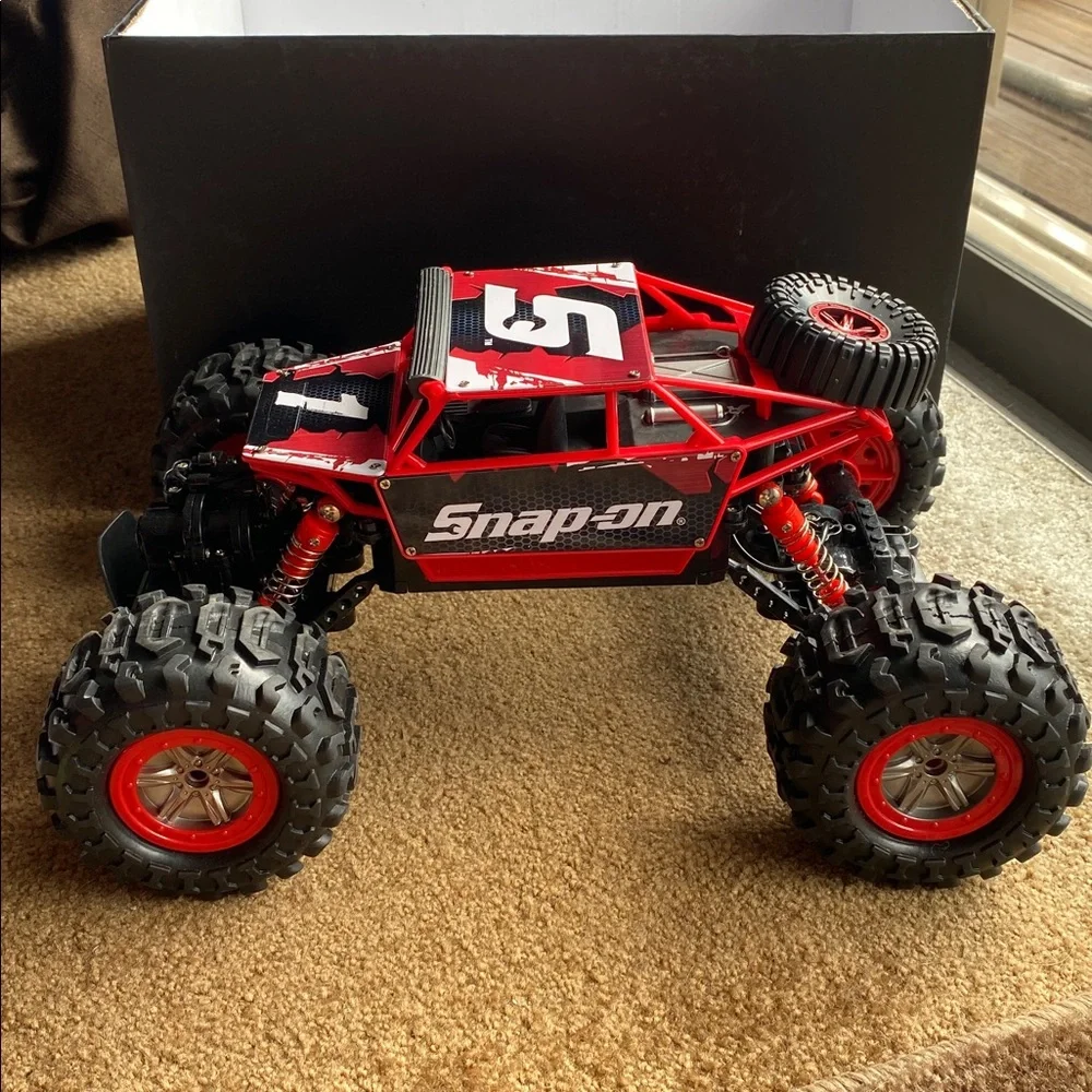 Snap-on Amphibious Remote Control Vehicle - Picture 12 of 14